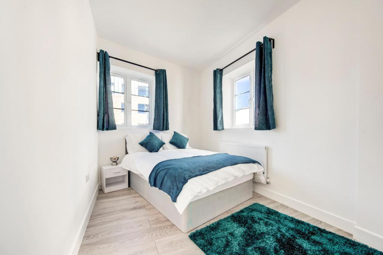 לונדון 2 Bedroom Apartment With Large Rooms And Wi-Fi מראה חיצוני תמונה